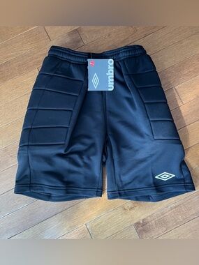 Brand new Umbro Youth Goalkeeper Padded Shorts